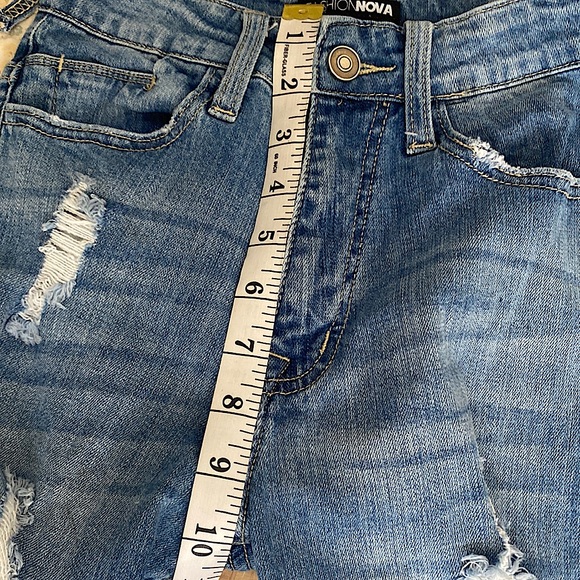 Fashion Nova • Mid-Wash High Rise Distressed Jeans💙 - Picture 10 of 11